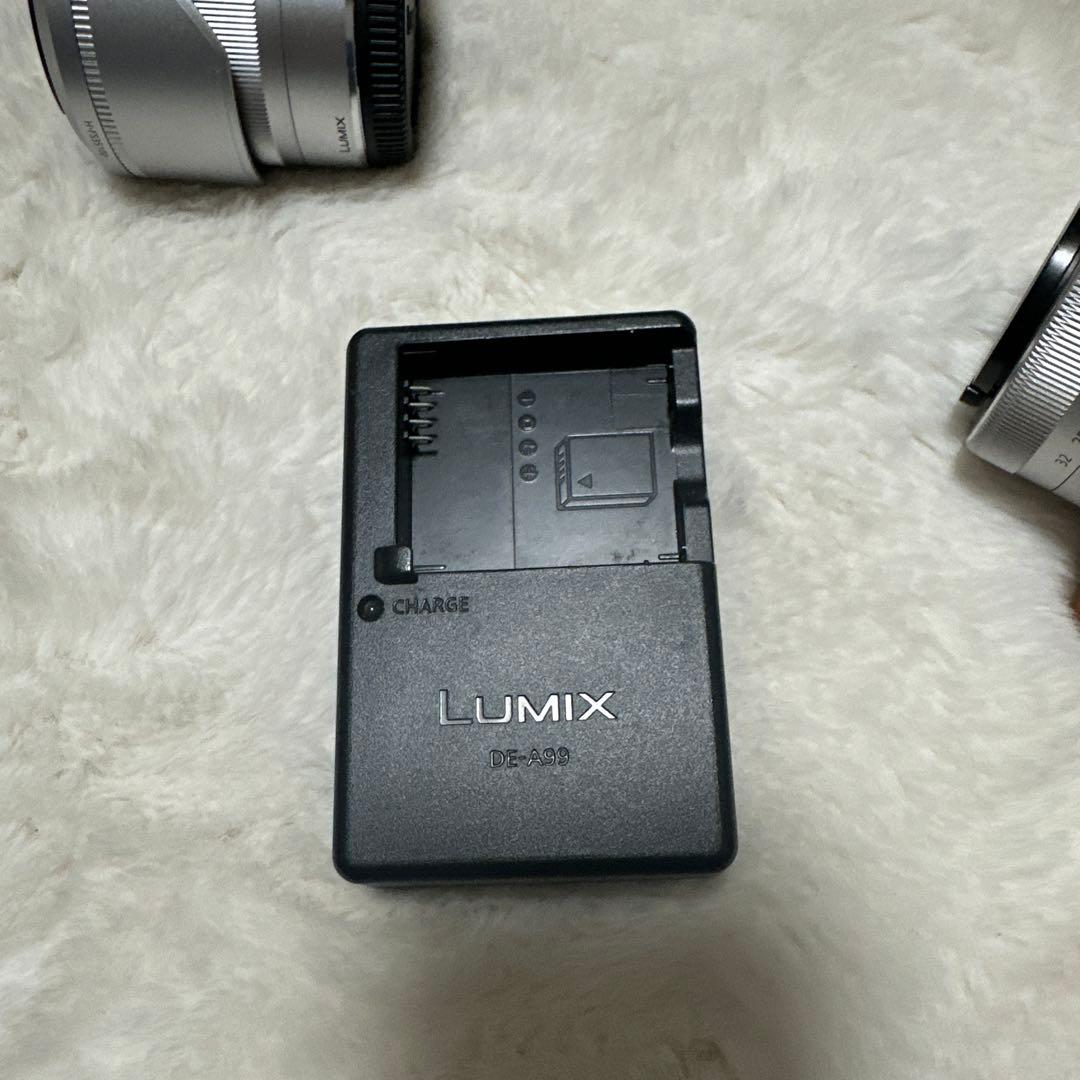 LUMIX ミラーレス一眼カメラ 本体とレンズ