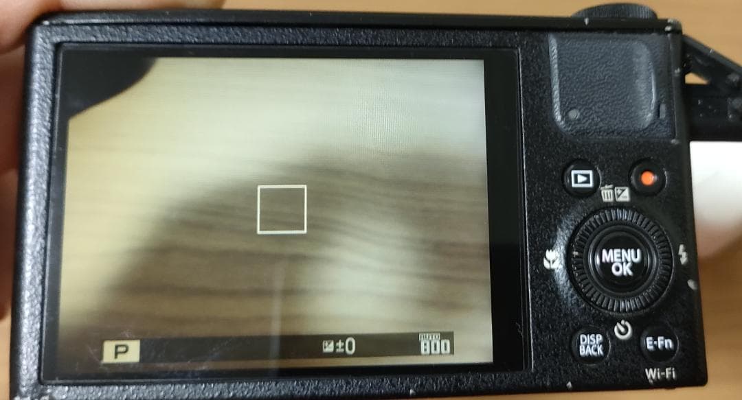 Fujifilm XQ1 コンパクトデジタルカメラ 本体 ジャンク