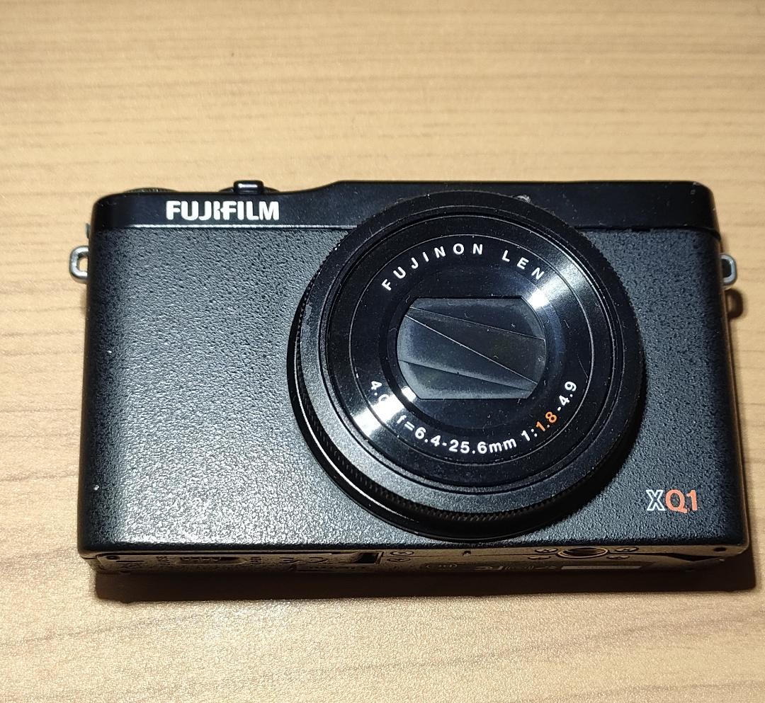 Fujifilm XQ1 コンパクトデジタルカメラ 本体 ジャンク
