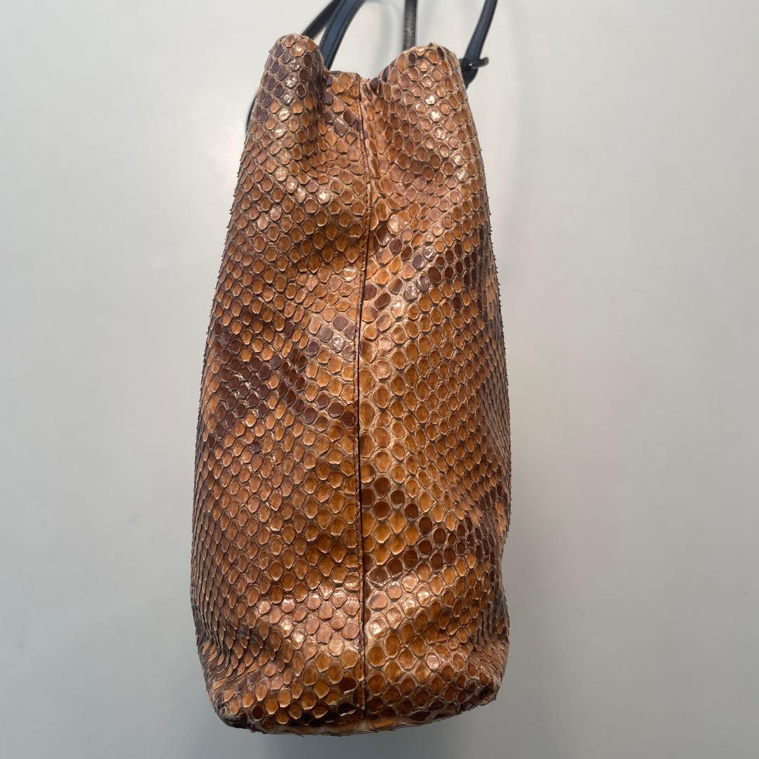 プラダトートバッグ パイソン三角プレート ギャランティカ ード保管袋