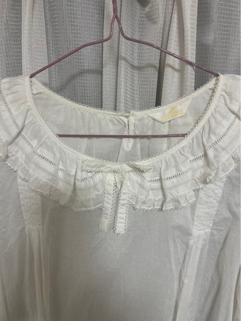 ピンクハウス　書斎の猫たち　ブラウス