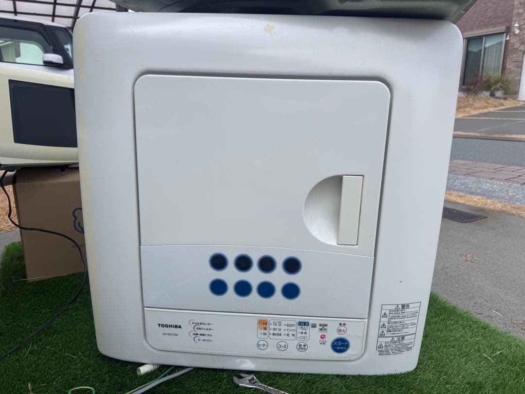 TOSHIBA 衣類乾燥機 6kg ED-60C (2016年製) 動作確認済み