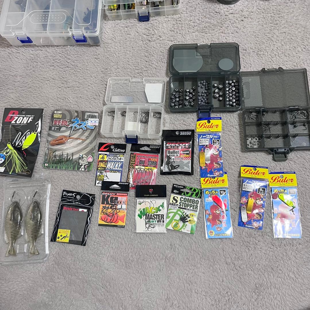 【専用】ダイワ DAIWA 紅牙 タックルボックス　リール　ルアー　ブラックバス