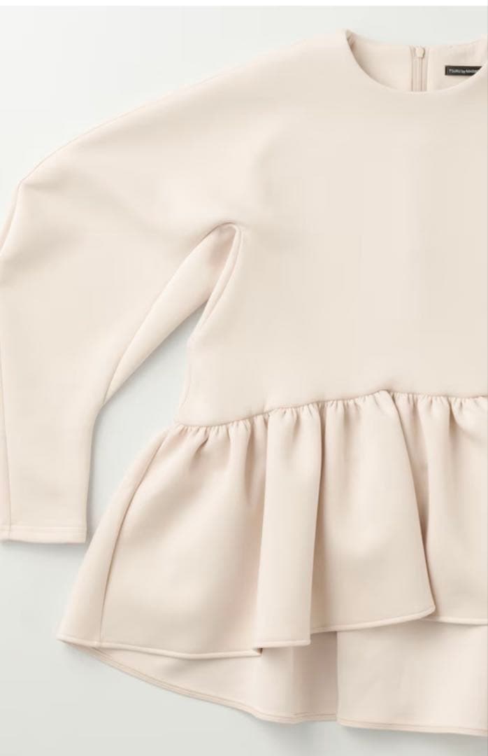 TSURUByMARIKOOIKAWAツルバイマリコオイカワ　Kirill