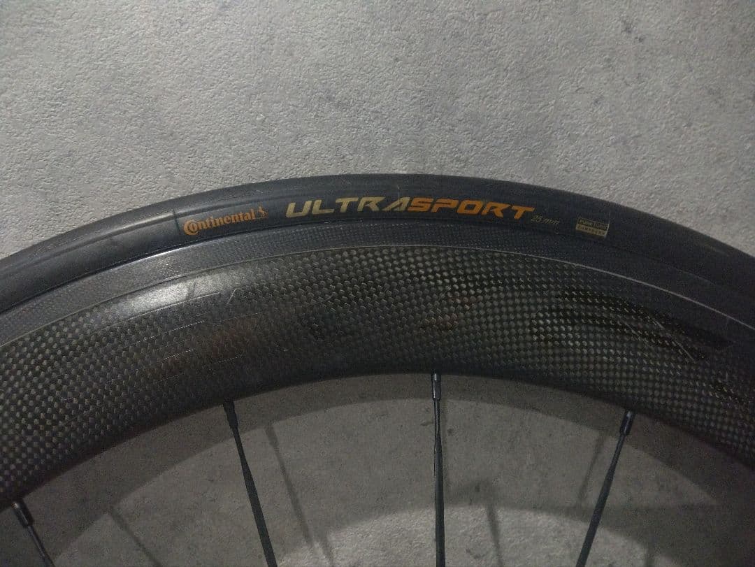 ★SUPERTEAM カーボンホイール フロント クリンチャータイヤ付★