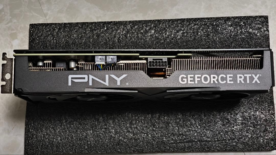 グラフィックボード・グラボ・ビデオカード PNY GeForce RTX 4070 Super Verto OC 12GB
