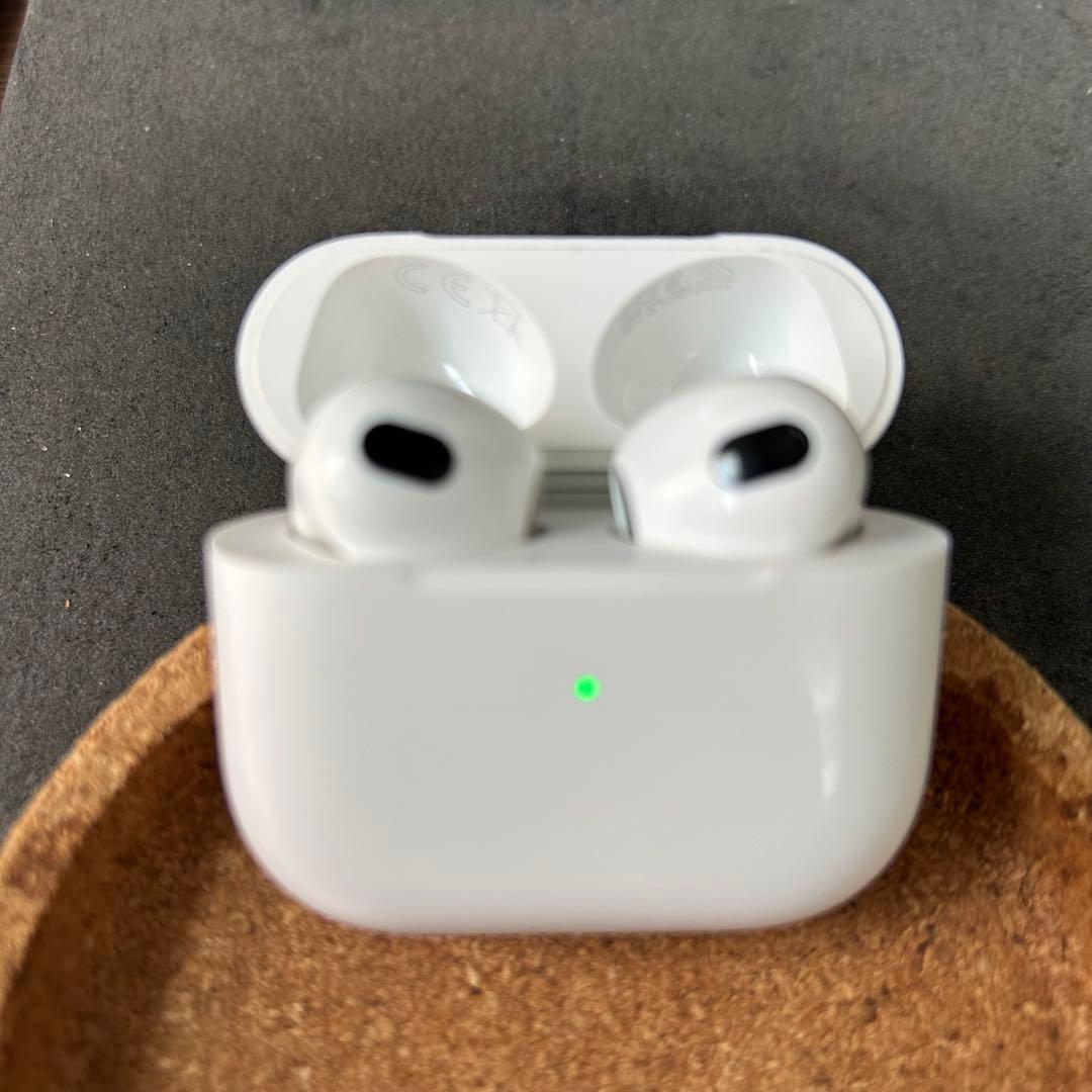 お値引きいたしますApple iPad mini4ゴールド Appleイヤホン付