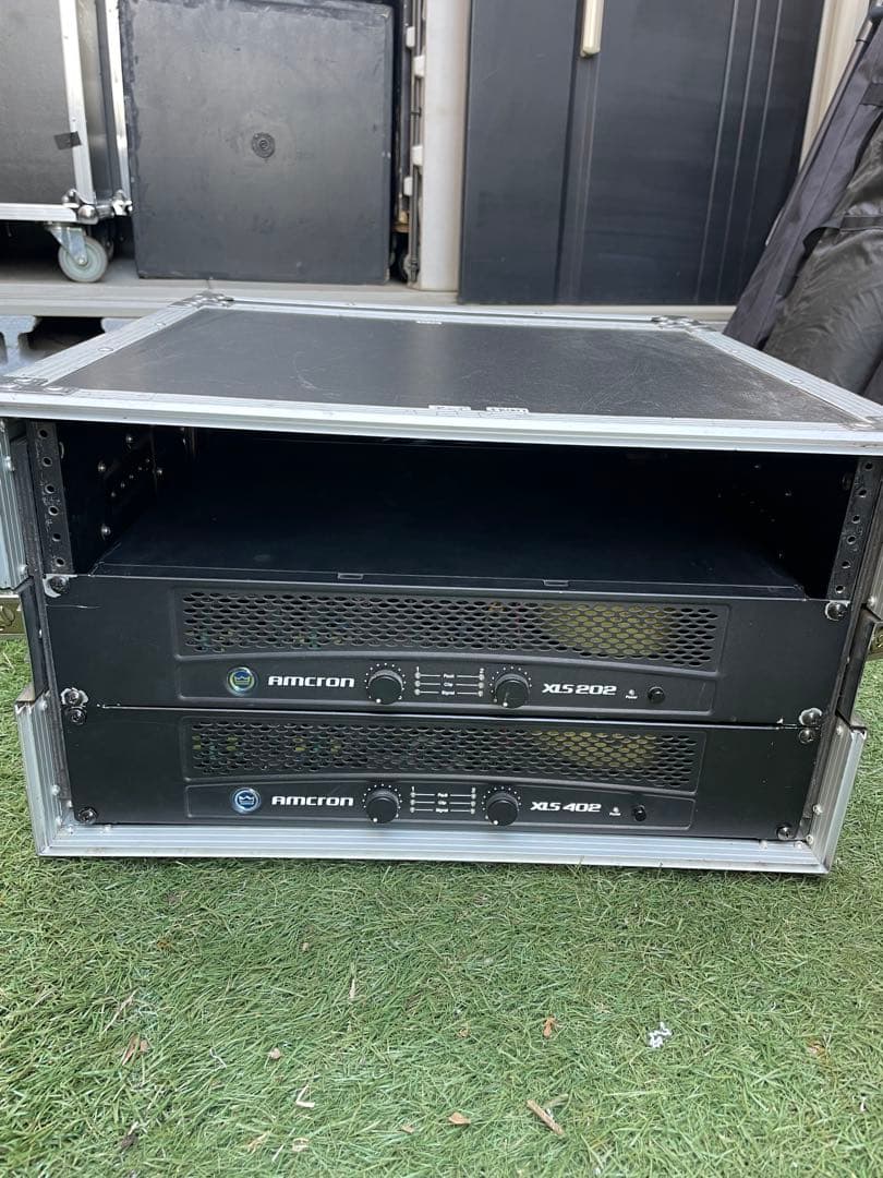AMCRON XLS 402 XLS 202 パワーアンプ　セット