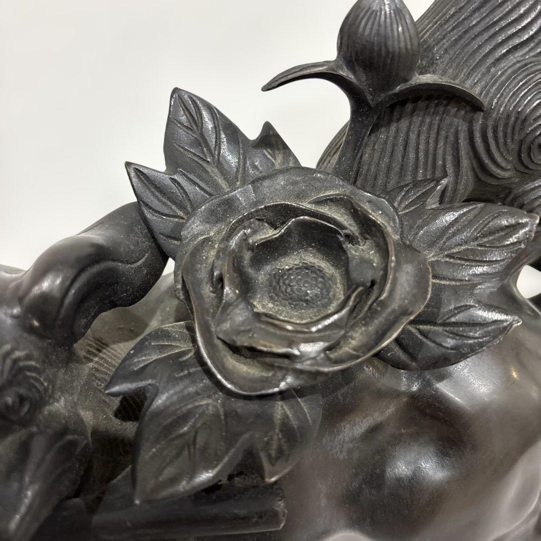 照雲作　「唐獅子牡丹」　（銅置物）