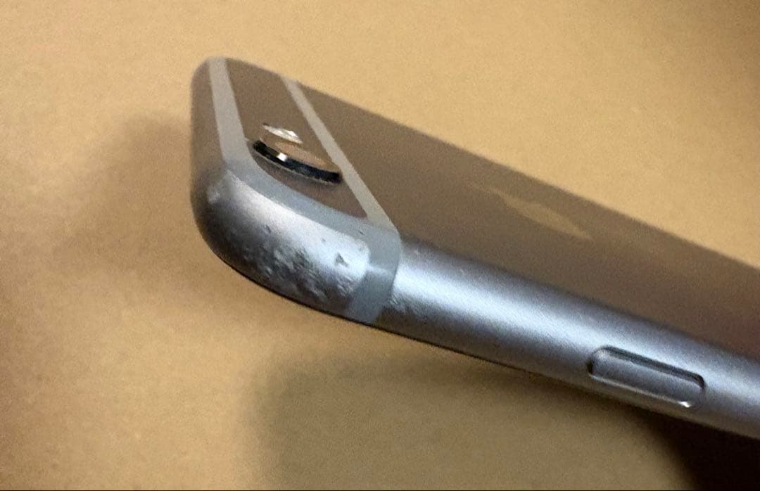 Apple iPhone 6s シルバー 本体 64GB