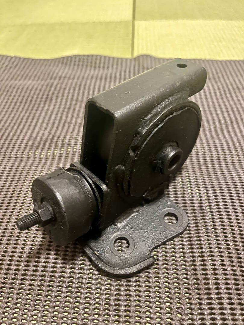 MR-S　テクノプロスピリッツ　強化エンジンマウント 3000km中古