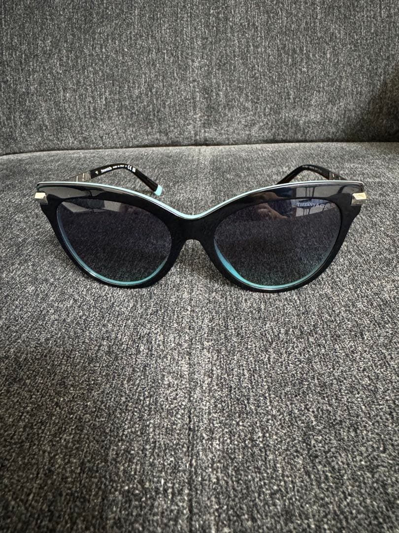 最終価格　新品未使用　ティファニー　サングラス　TF4182F