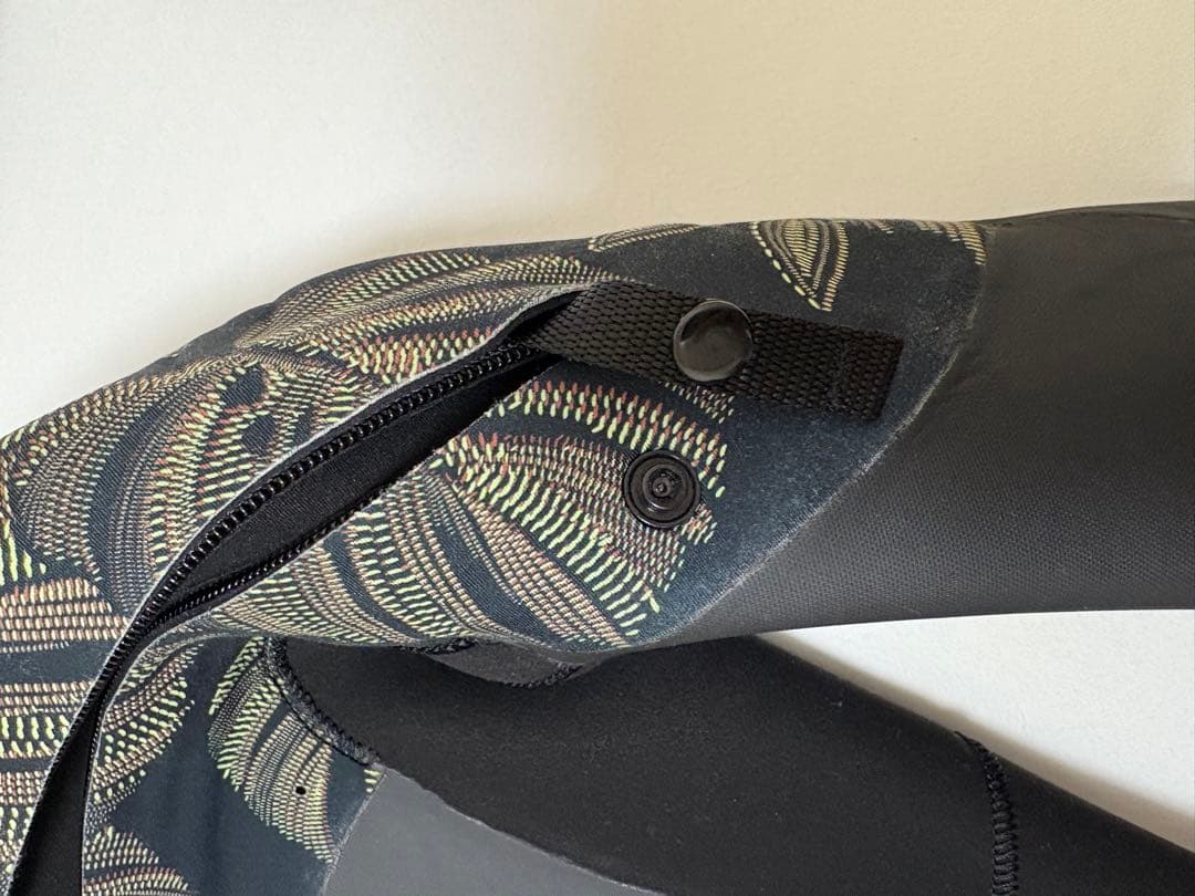 今日だけ5000円値引きROXY ロキシーセミドライウェットスーツ5×4×3mm