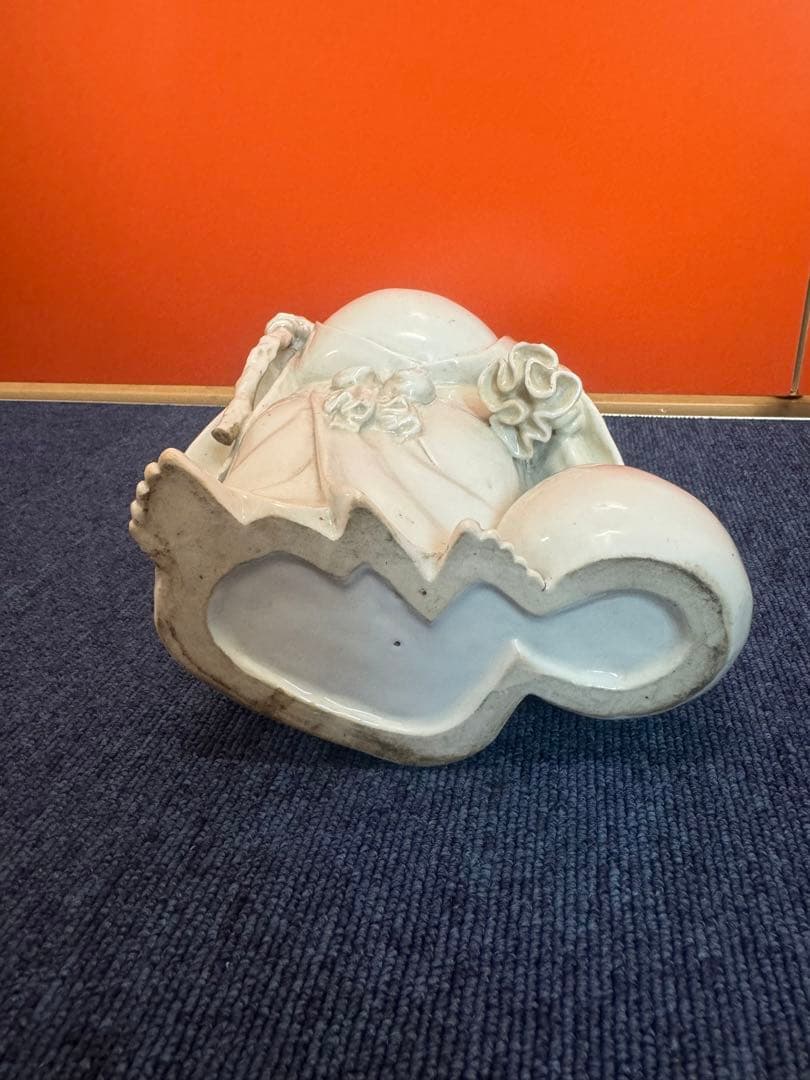 1620 縁起物 陶器 七福神 布袋様 布袋尊様 置物 骨董品 陶磁器 白磁