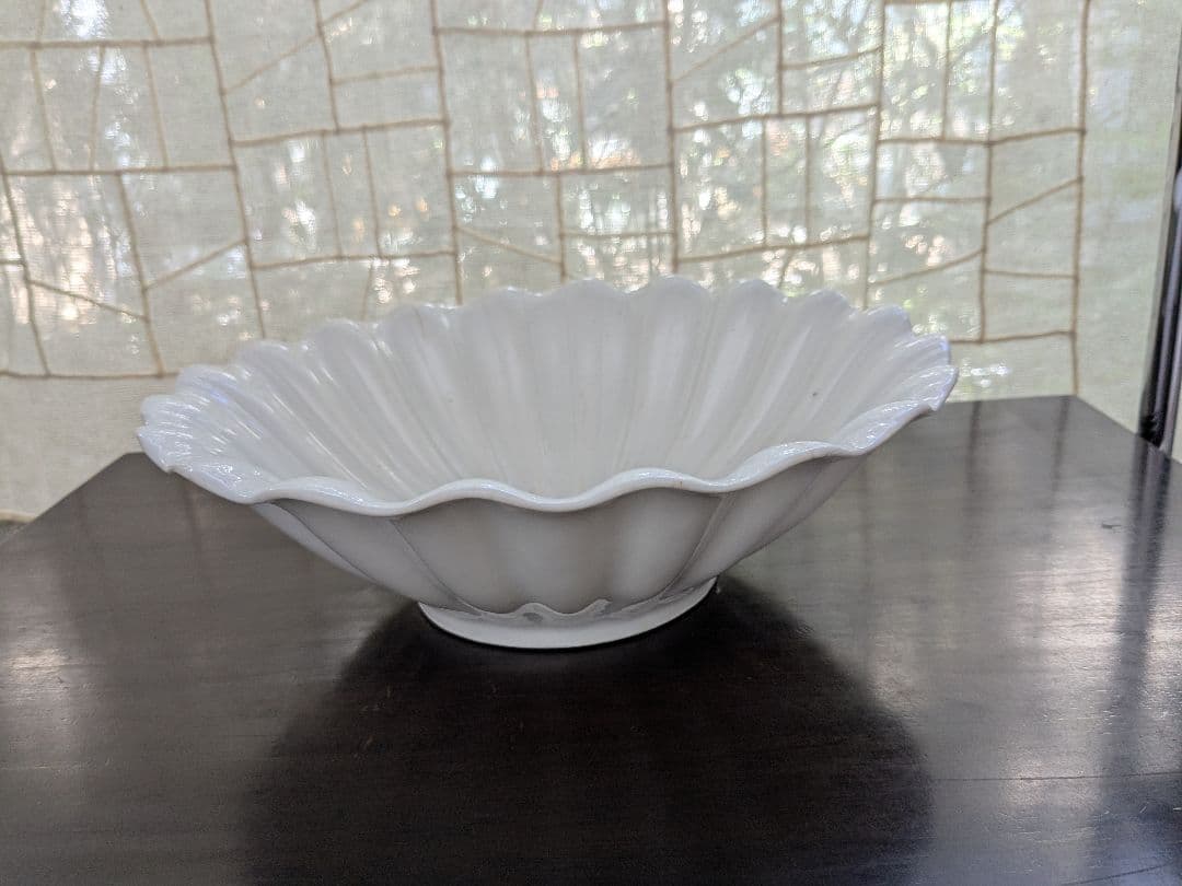 フランスアンティーク　輪花　サラディエ