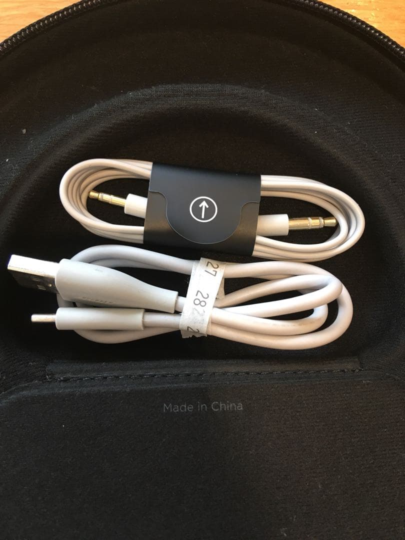 ヘッドホン Noise Cancelling Headphones 700