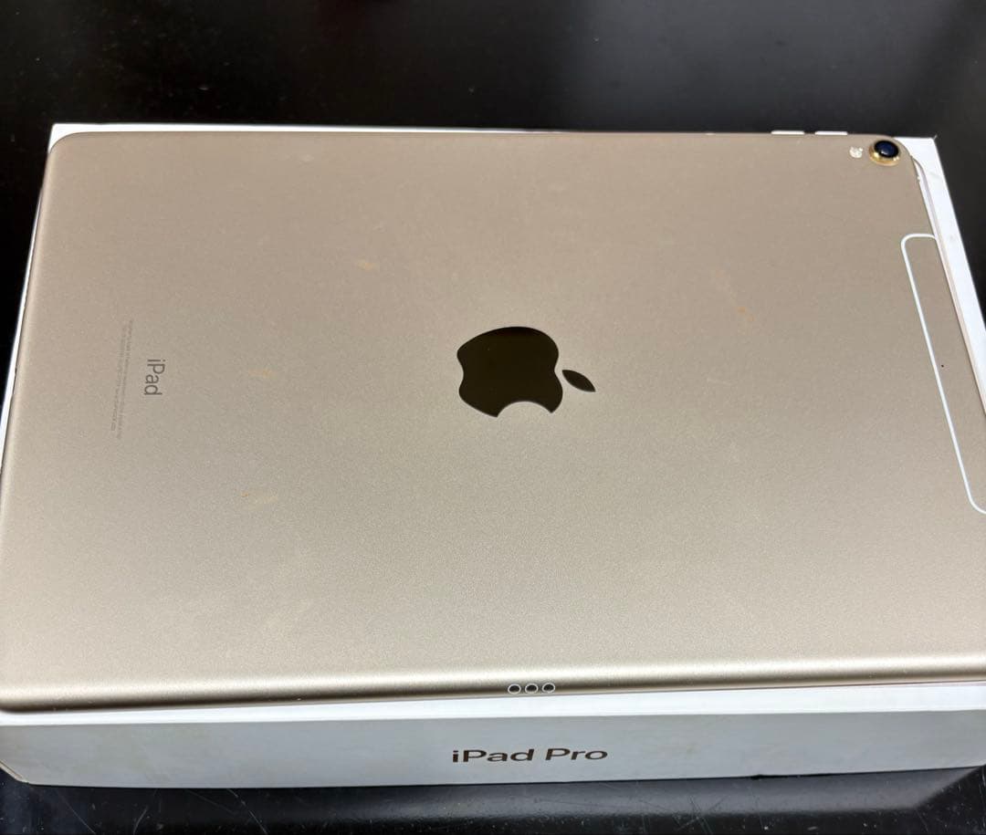 iPad Pro 10.5インチ　64GB MQF12J/A ゴールド