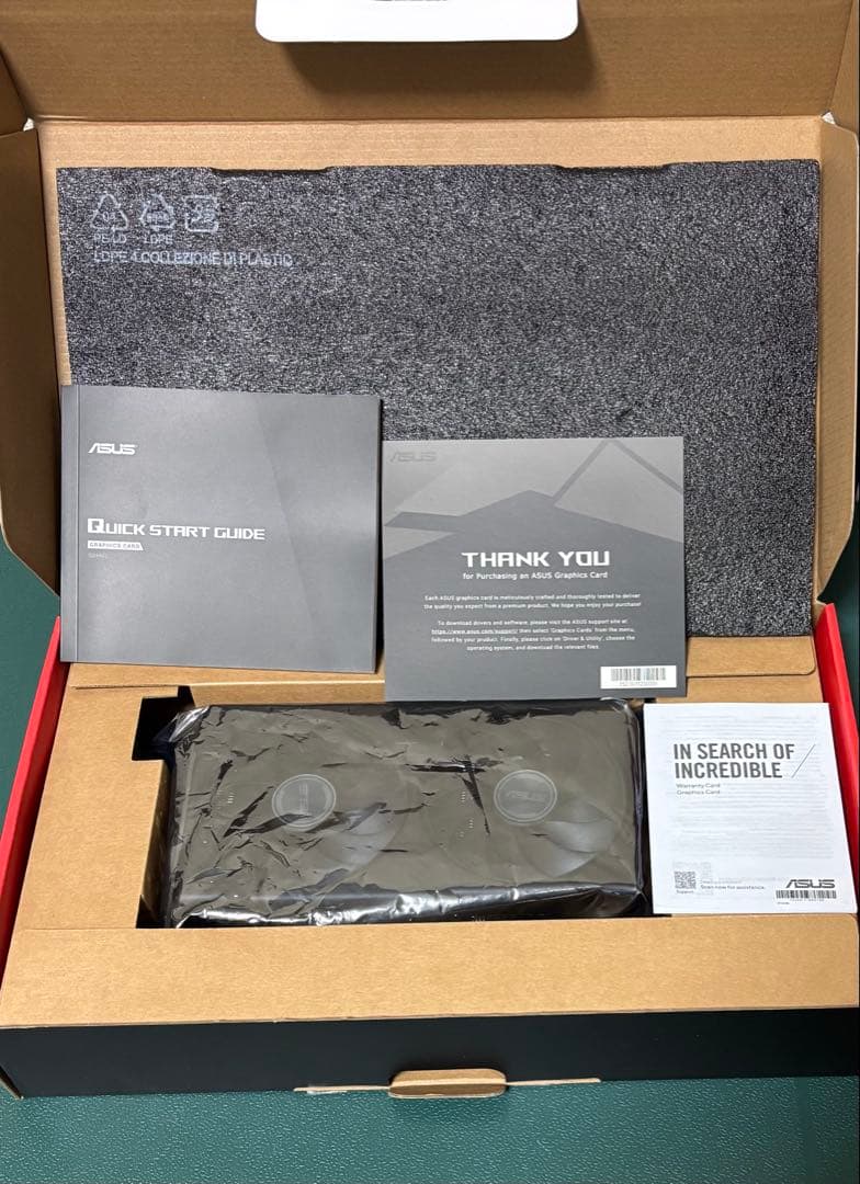 グラフィックボード・グラボ・ビデオカード ASUS Radeon RX 9060 XT 8GB DUAL