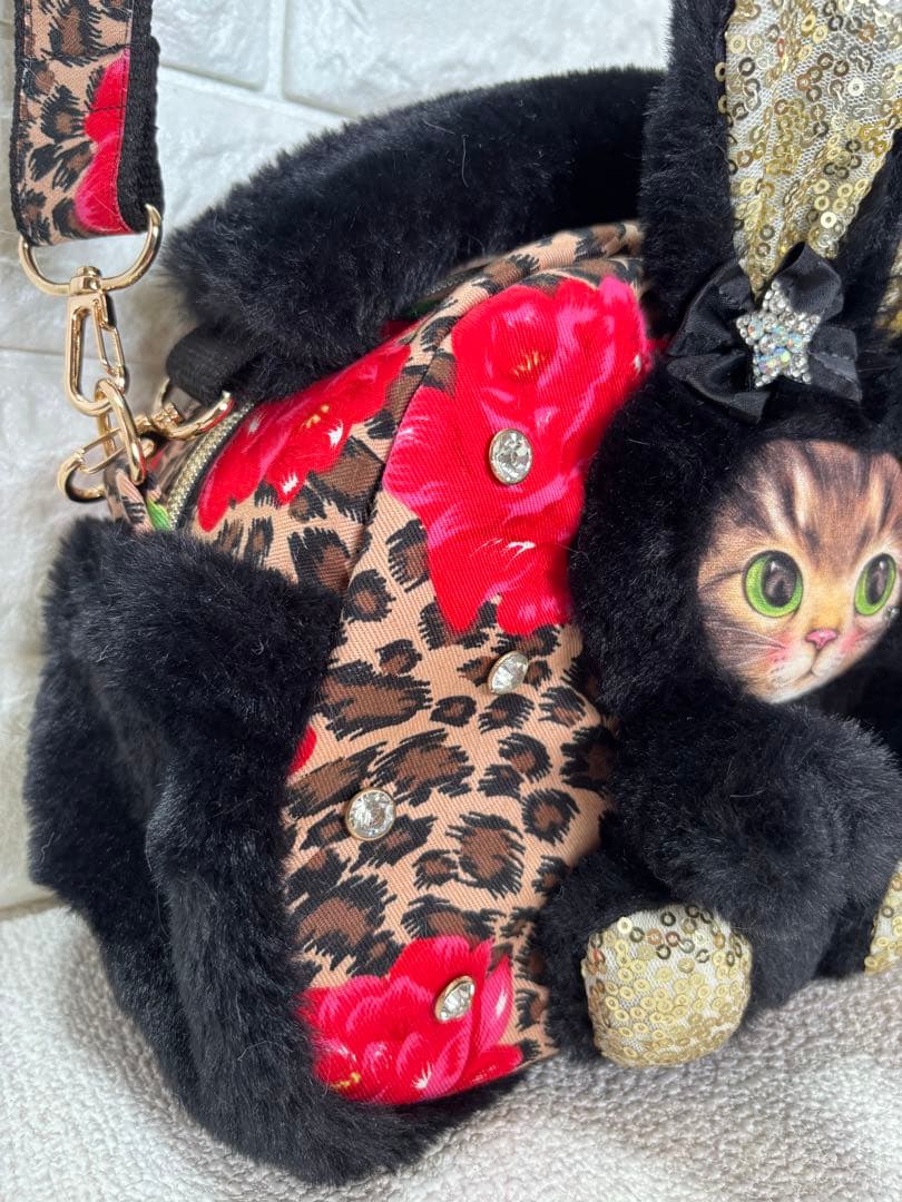 さ*ー様 コヤンイサムチョン　ハンドメイド　ファーショルダーバッグ　サンダーちゃ