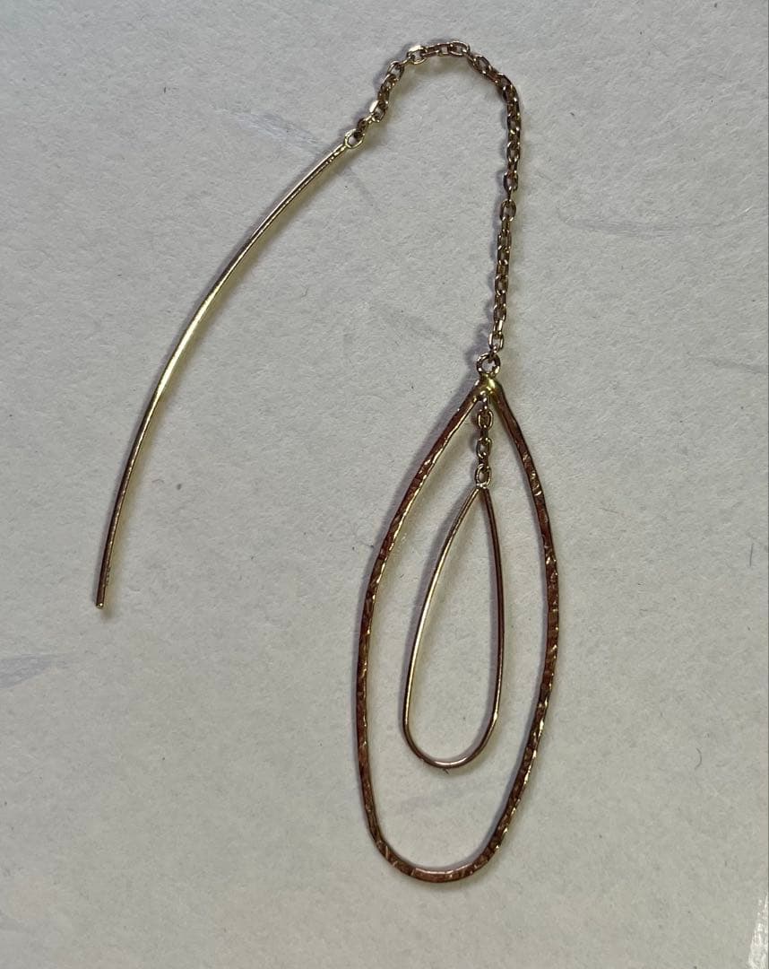 18金ゴールド 2連ドロップ型イヤリング　片耳