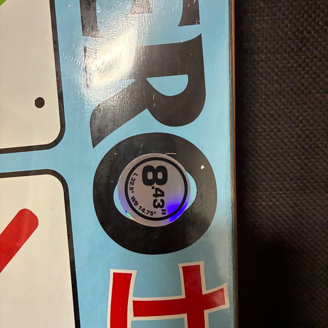 新品 ANTI HERO pictogram スケートボードデッキ 8.43
