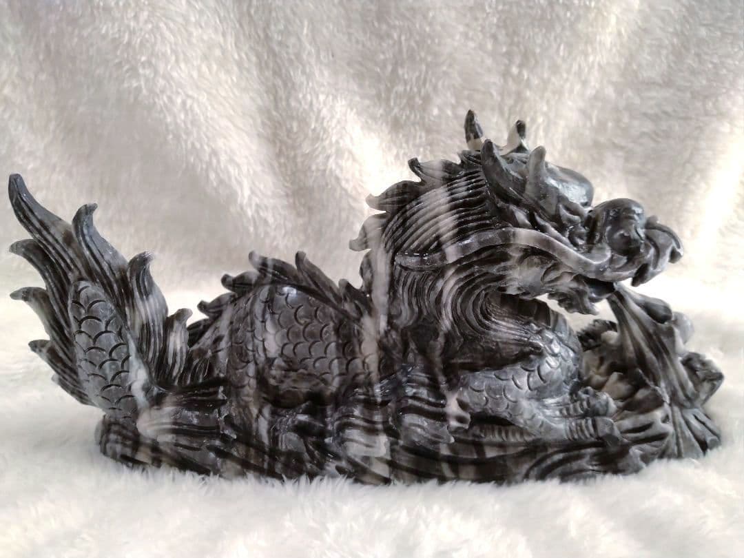 大理石ドラゴンの彫刻置物