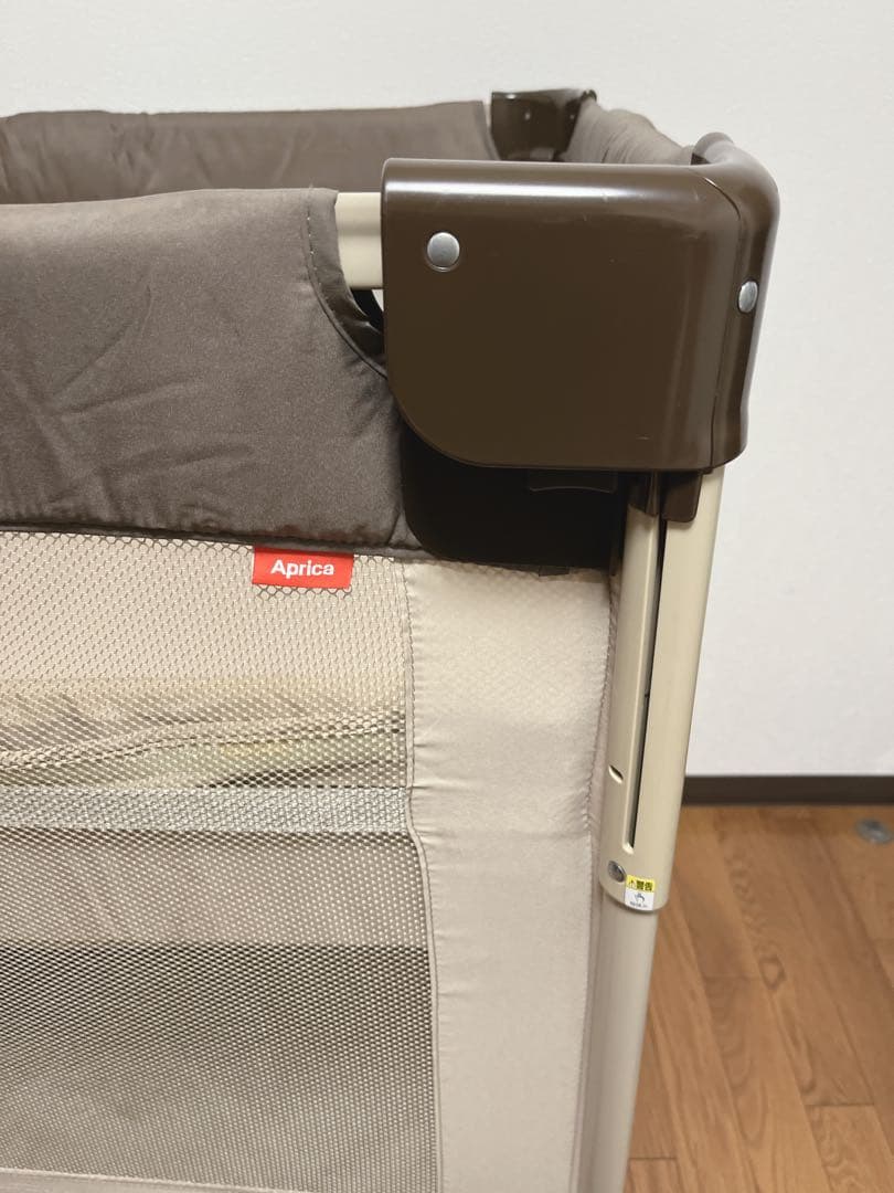 【美品】アップリカ ココネルエアー ベビーベッド サークル 寝具