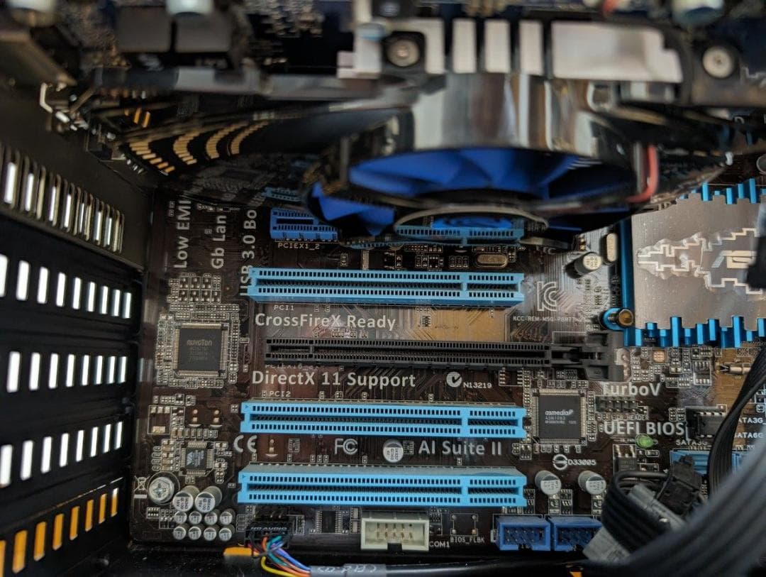 自作静音PC／i5 3470／SSD180GB／MEM16GB／R7 250