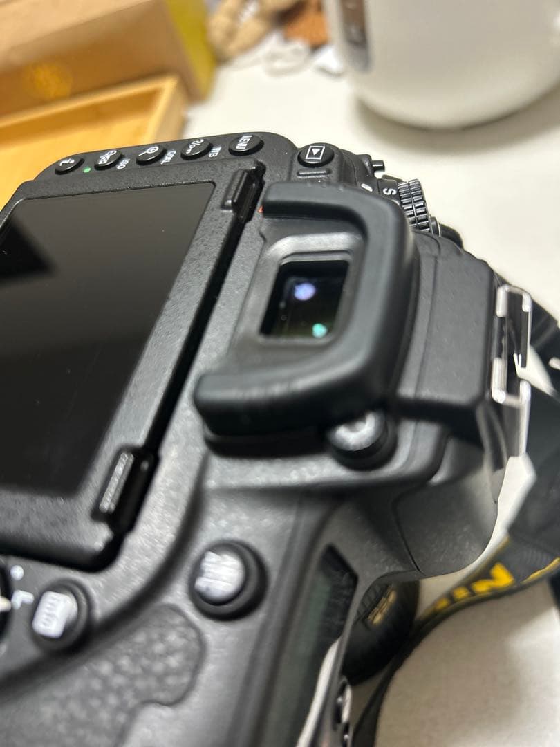 Nikon D750 デジタル一眼レフカメラ、24-120mmレンズ