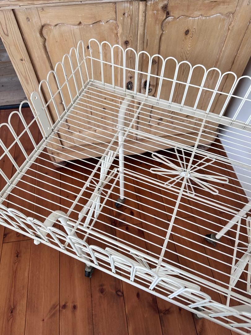 フランスアンティーク　アイアンワゴン　ガーデニング　フラワーワゴンキャスター付き