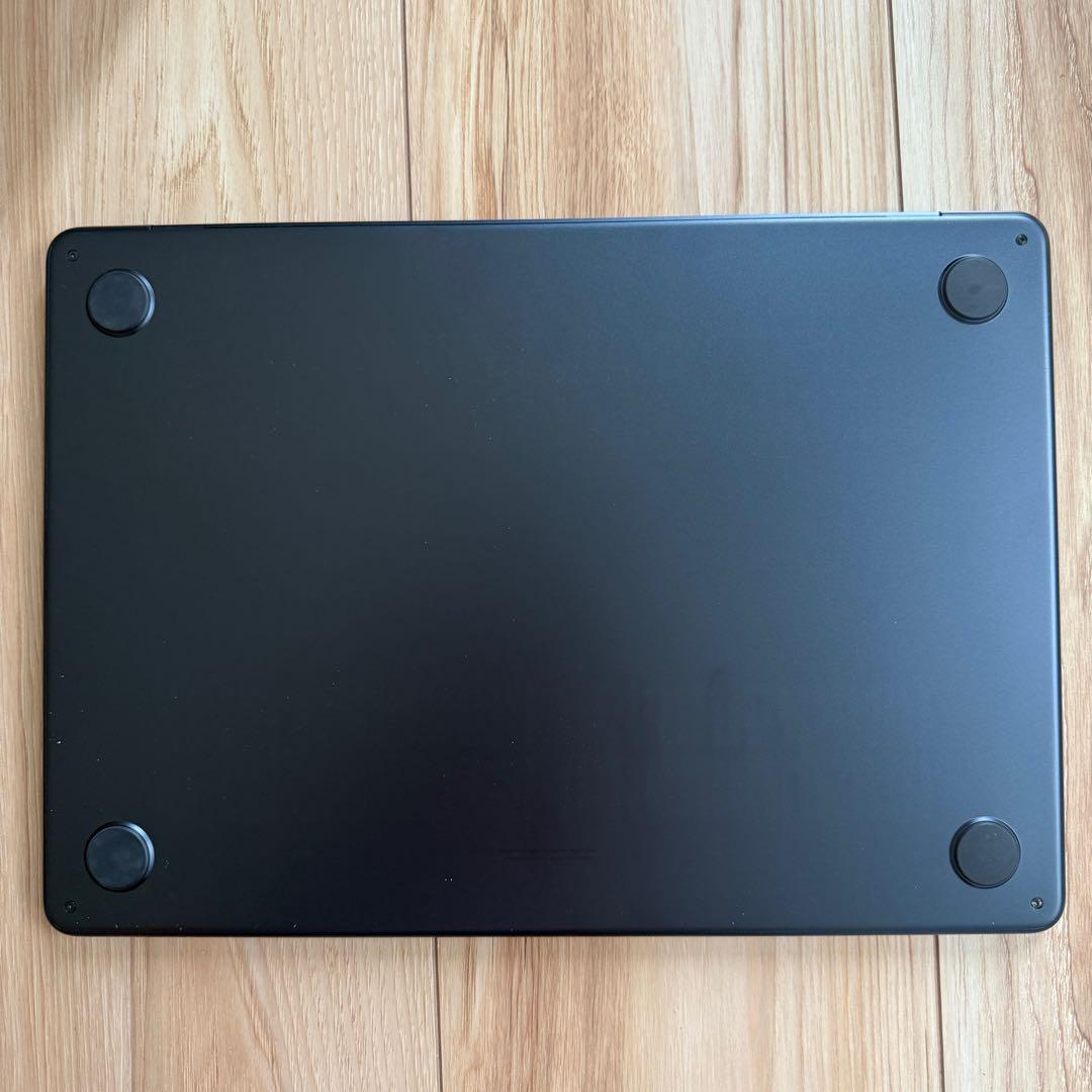 [￼充電35回]MacBook Air M2 8GB 512GB