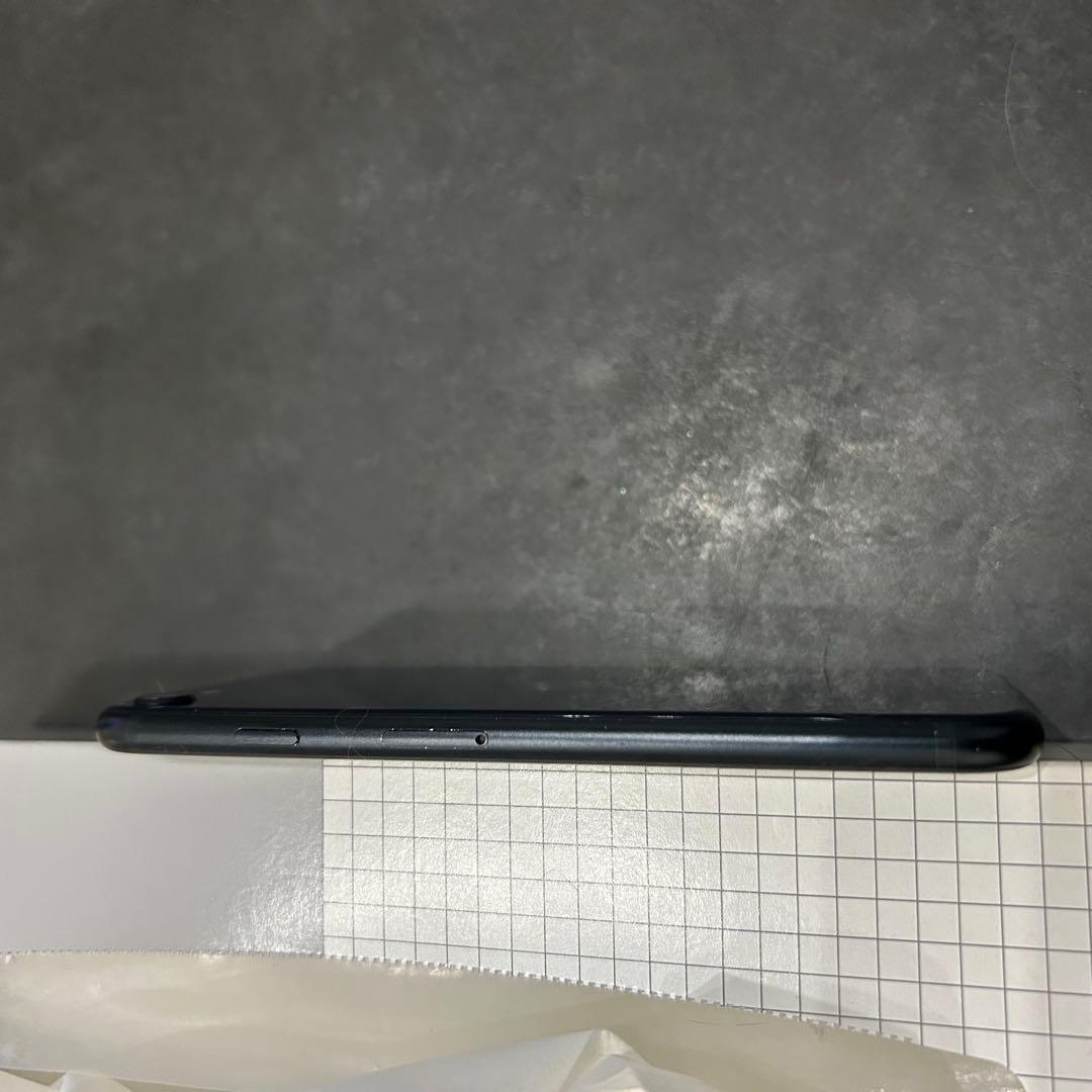 Apple iPhone SE 第3世代 ミッドナイト 本体 SIMフリー