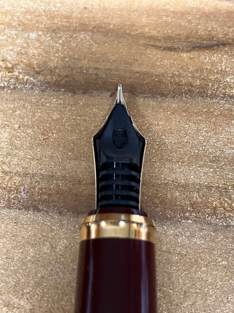 コ*ザ様 PILOT CUSTOM 98 ディープレッド万年筆