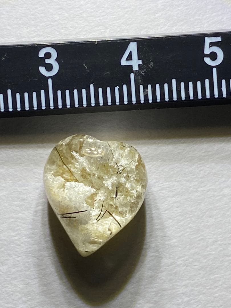 高品質　天然石　ホワイトガーデンクォーツ　ハート　ルース