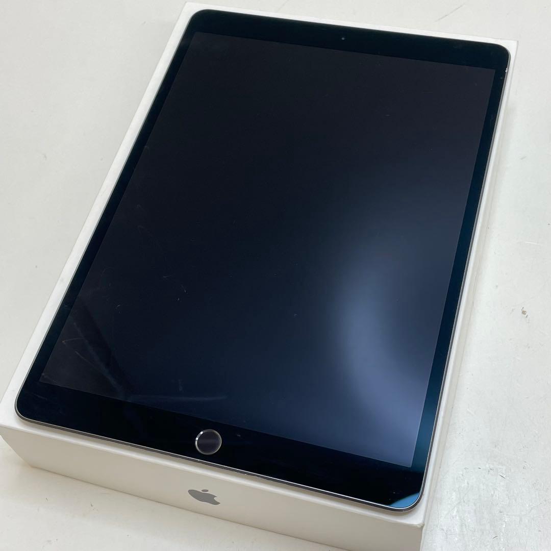 ぷ*ん様 iPad Air 第3世代 64GB Wi-fi + Cellular