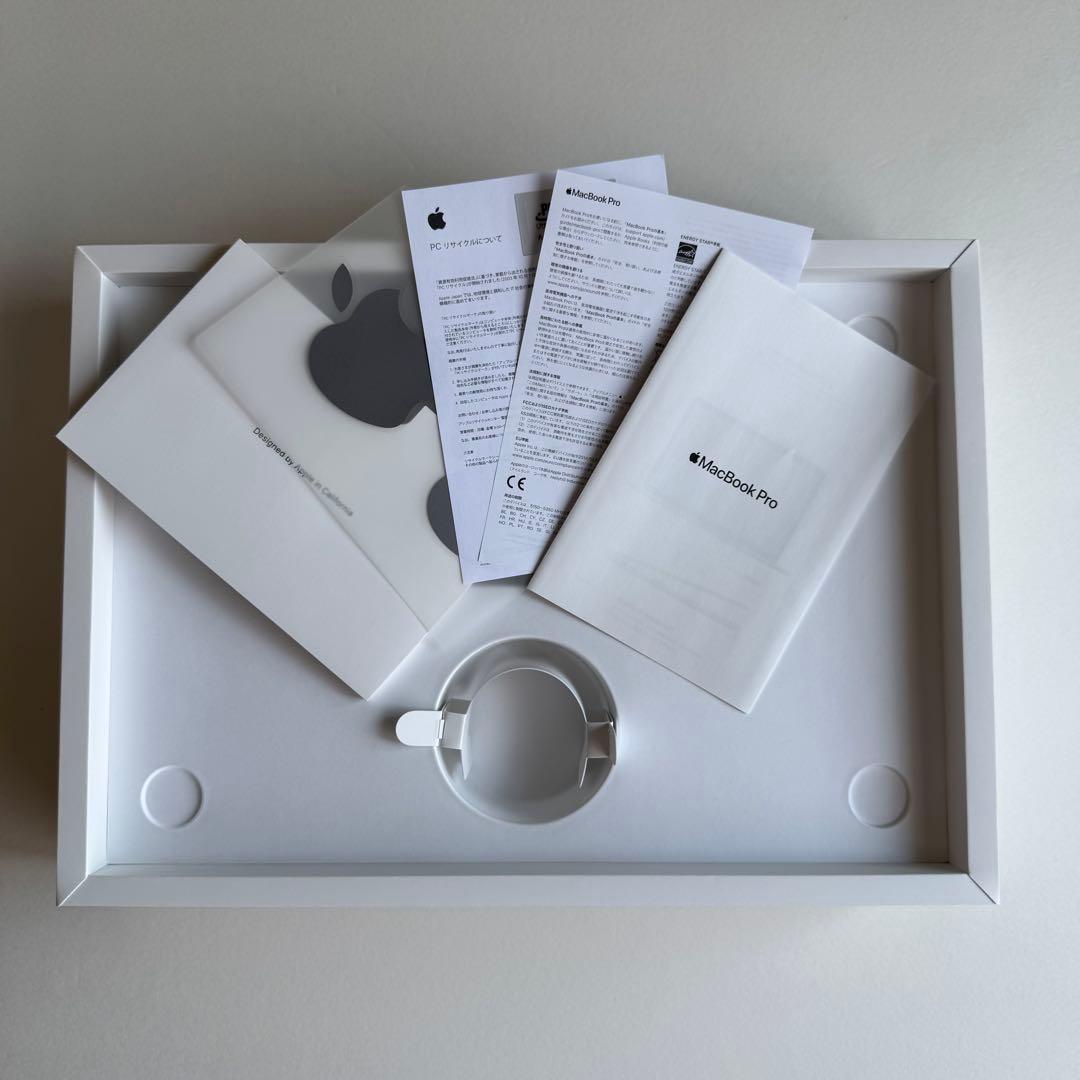 MacBook Pro 13インチ （2020）Core i5 スペースグレー