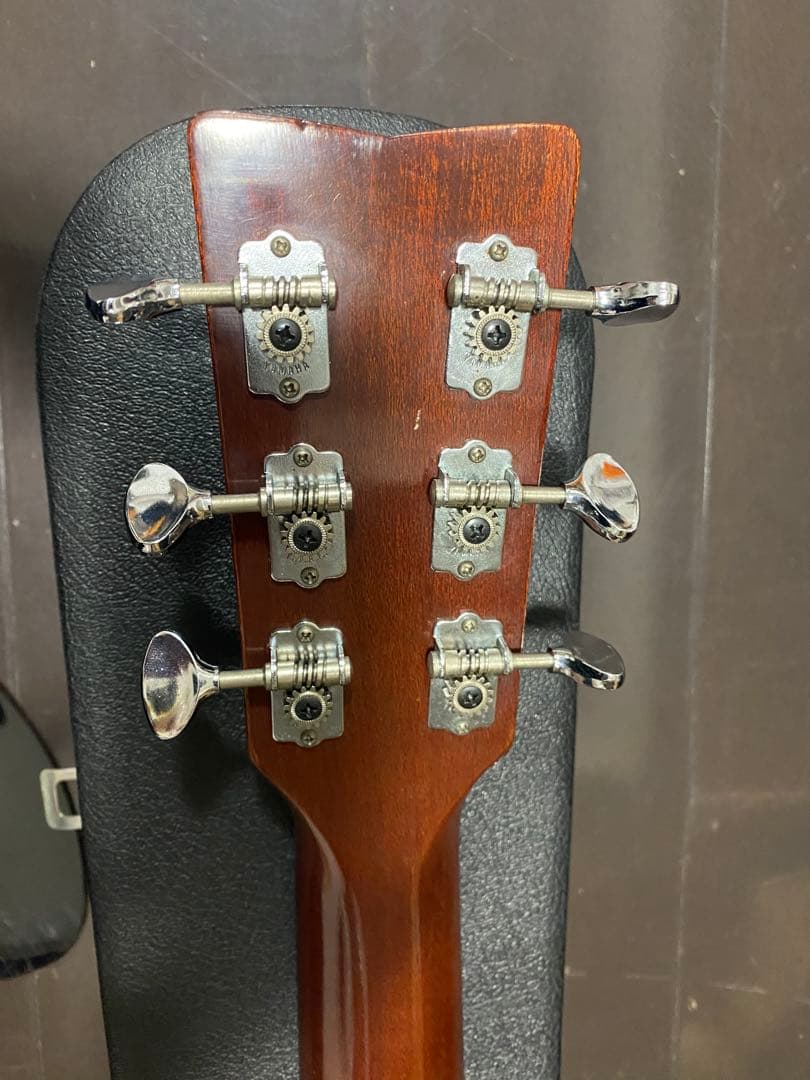 アコースティックギター　YAMAHA