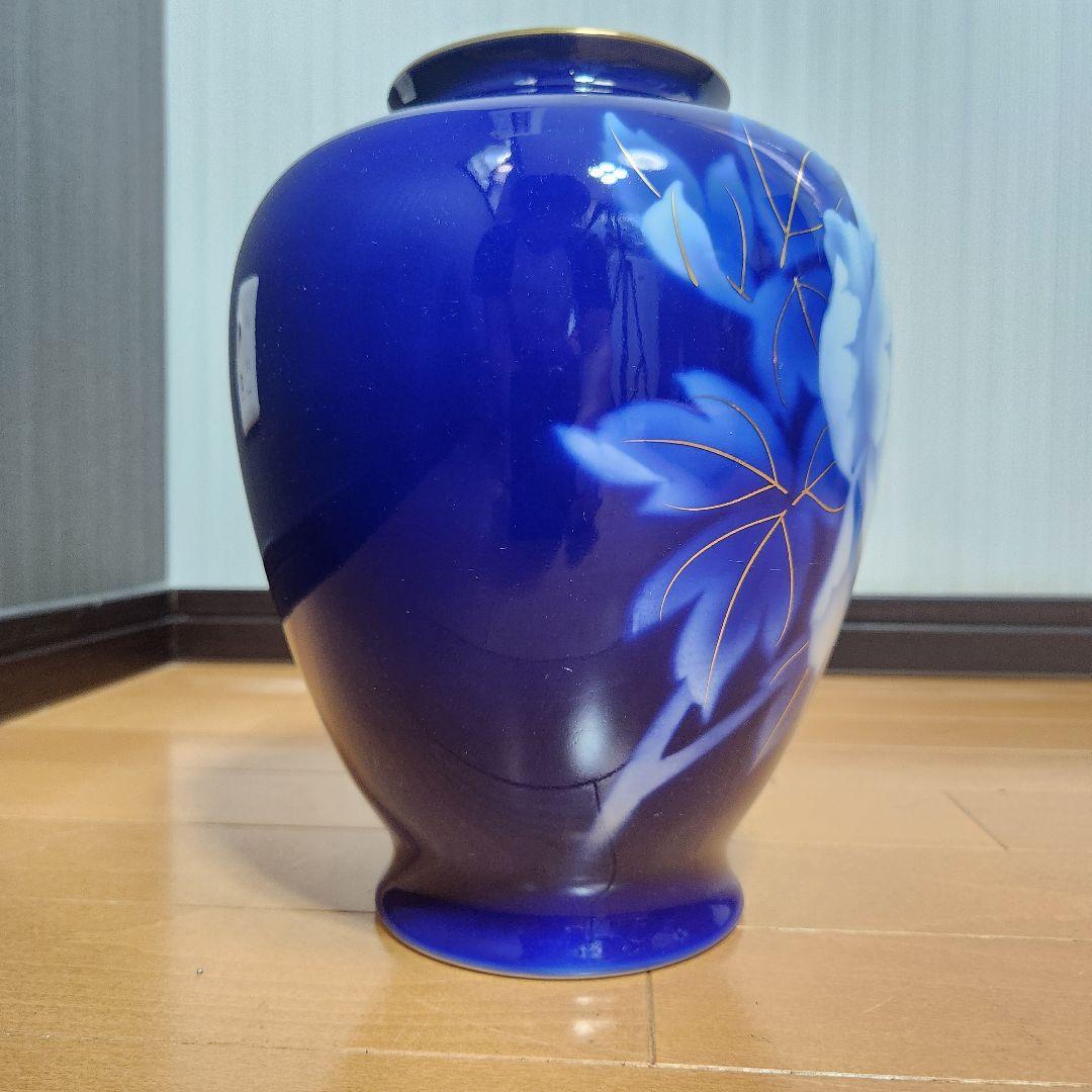 【新品価格44,000円】深川製磁 瑠璃牡丹 ルリ牡丹 Ｆ型９号 花生 有田焼