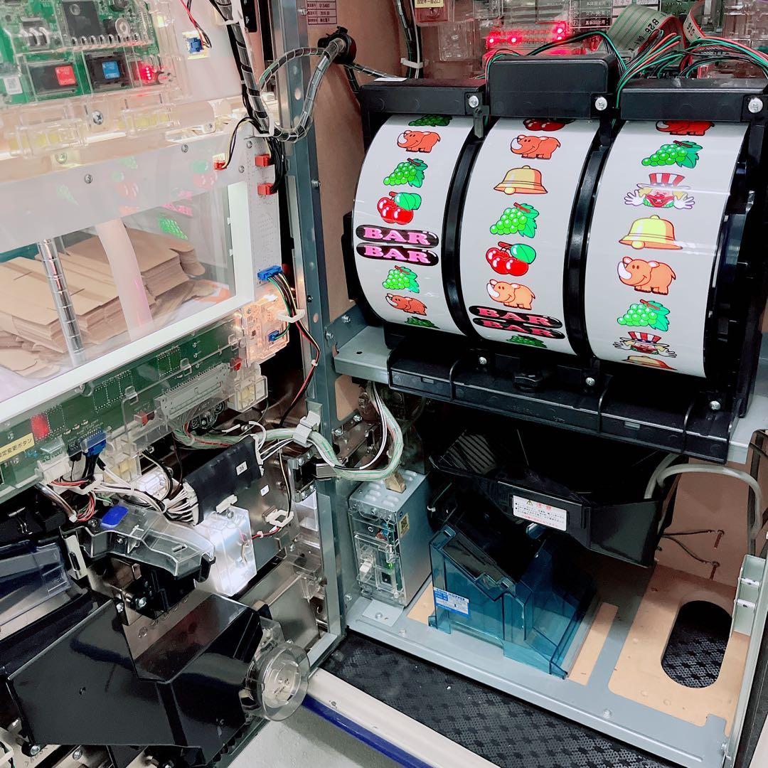 送料無料　スロット　パチスロ　ゴーゴージャグラー2 実機　不要