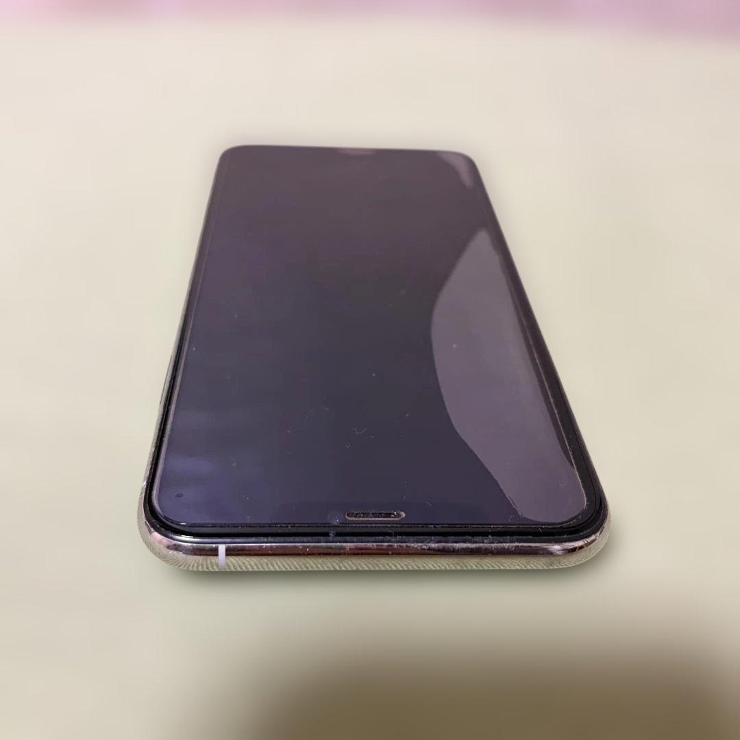 香港製iPhone 11 Pro Max ダブルSIM シャッター音消せます