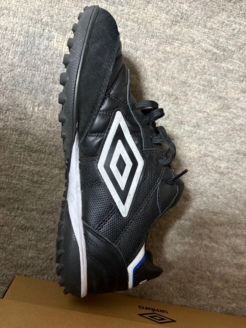 シューズ UMB SPECIALI TEAM TF