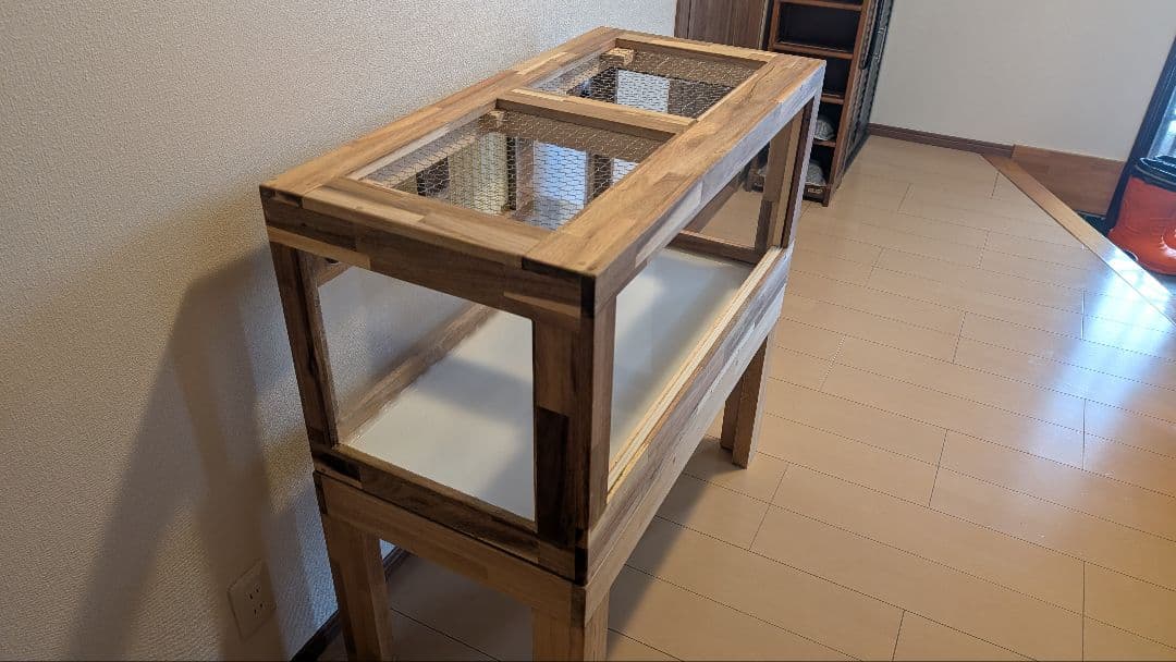 アカシア集成材15ミリ幅90縦45奥行45全面アクリル板仕様 蜜蝋オイル仕上げ！