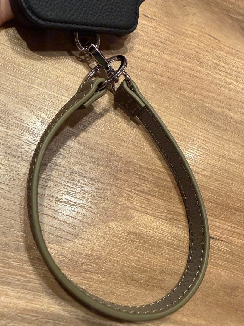 DEMIU iPhone 17ケース