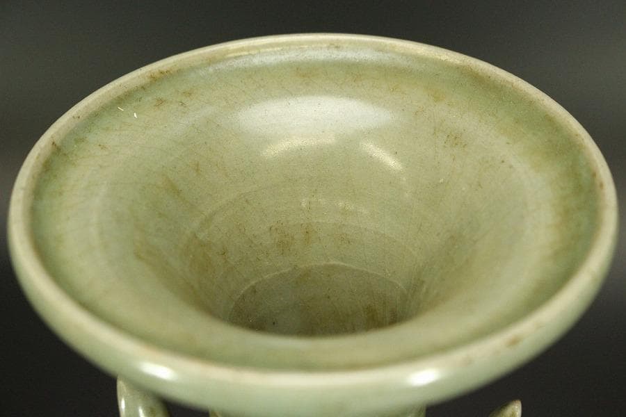 中国美術 唐物 青磁 纏枝蓮花紋 花瓶(ZE670)