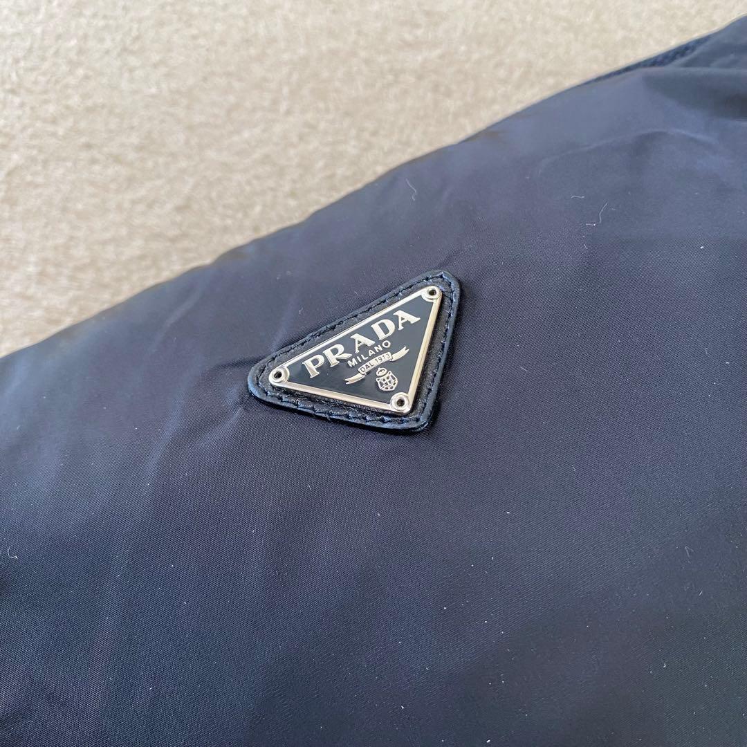 【美品】PRADA プラダ フーデッドナイロンジャケット ポケッタブル 収納可能