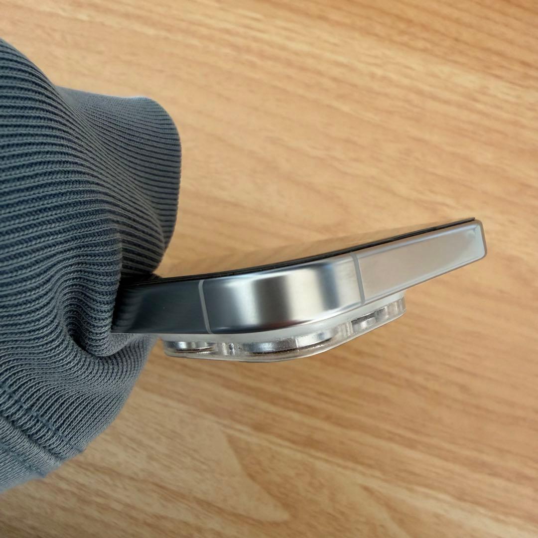 iPhone 16 Pro 256GB ホワイトチタニウム SIMフリー 95%