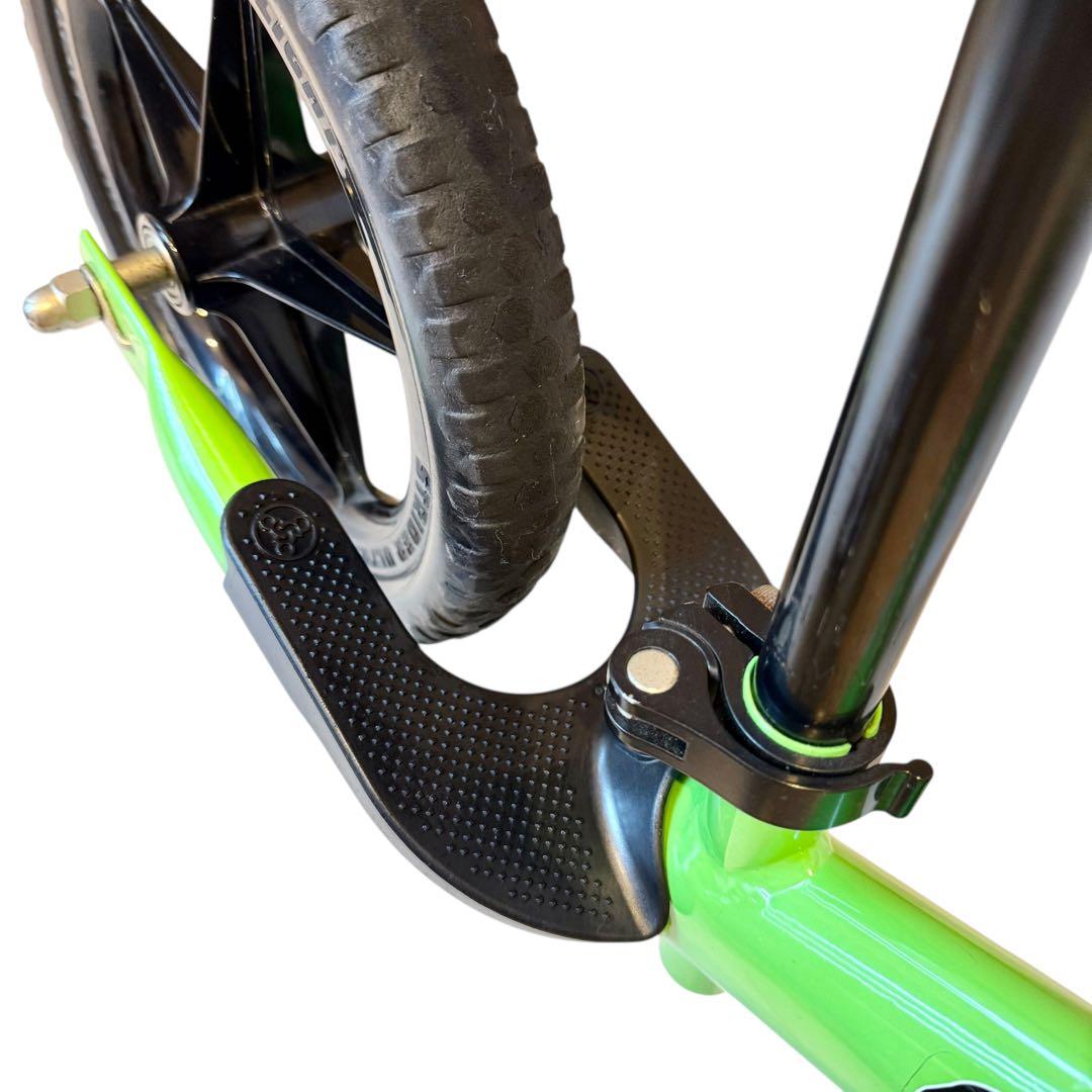 【日本正規品】STRIDER 12 スポーツ グリーン ストライダー