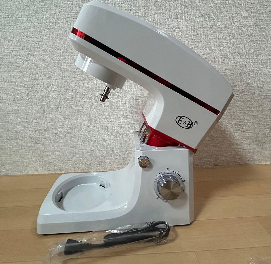 スタンドミキサー 8L大容量 三種類アタッチメント付き 七段階速度調節