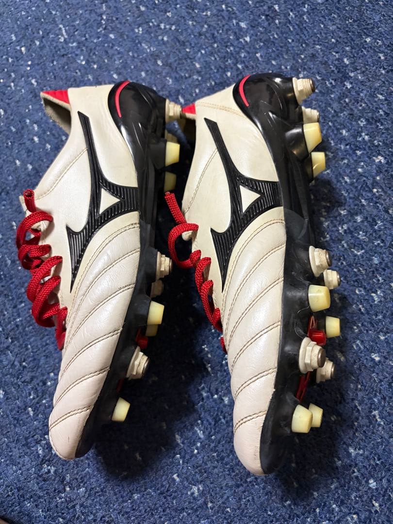 【販売終了版】Mizuno モレリアネオ2 取り替え式サッカーシューズ