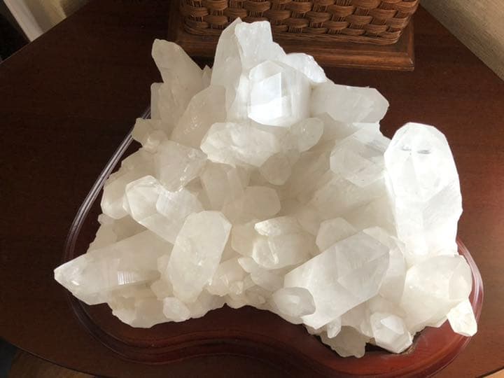 値下水晶19.9k高25、50,38cm台付(台の1箇所が動くが壊れてはいない)